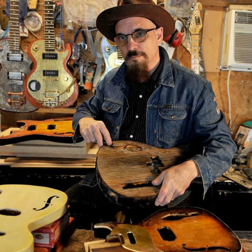 Meet your Posher, Jonathan